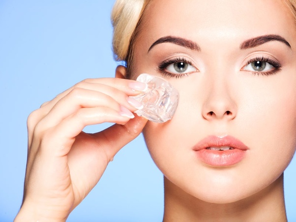 رفع وپیشگیری از جوش سر سفید با روش‌های طب سنتی