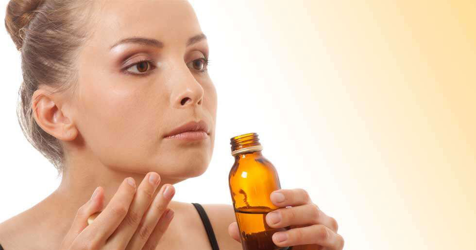 آشنایی با برترین روغن‌های گیاهی برای رفع چین و چروک پوست