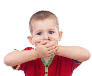  آشنایی با راهکارهای طب سنتی در درمان لکنت زبان