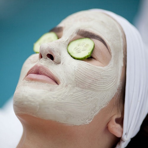  آشنایی با بهترین ماسک‌های گیاهی برای درمان جوش و آکنه