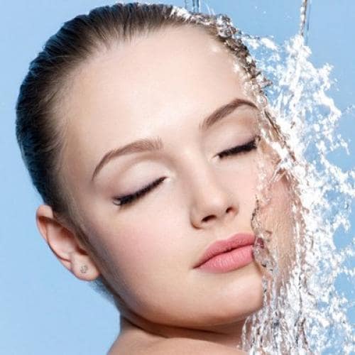  اهمیت آبرسانی پوست